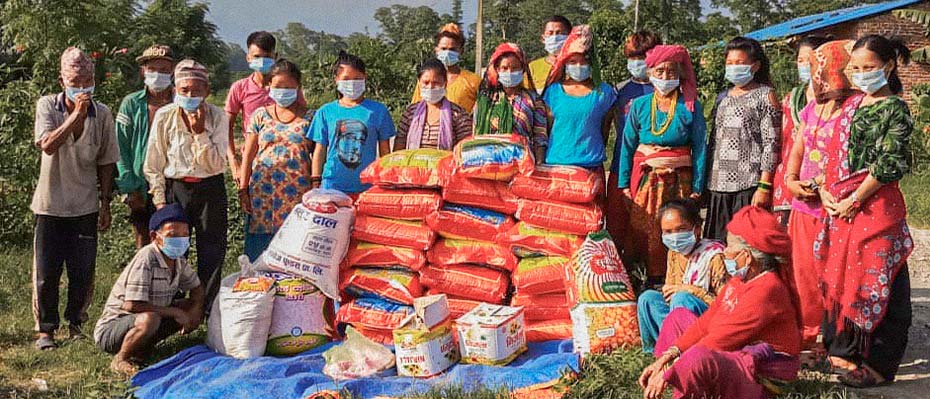 Nepalese believers receive aid